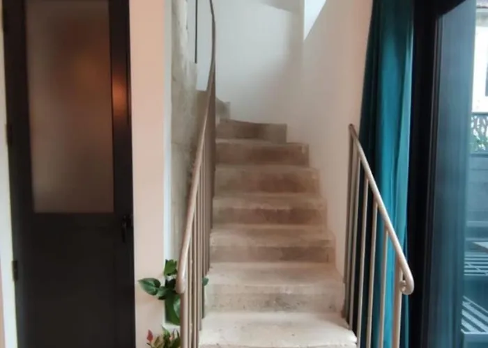 Semesterbostad Maison Centre